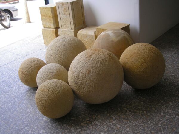 esferas en piedra natural Colombia
