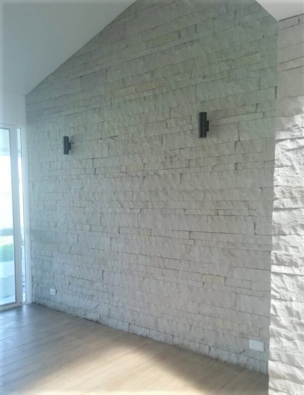 Interior con piedra rústica Blanca